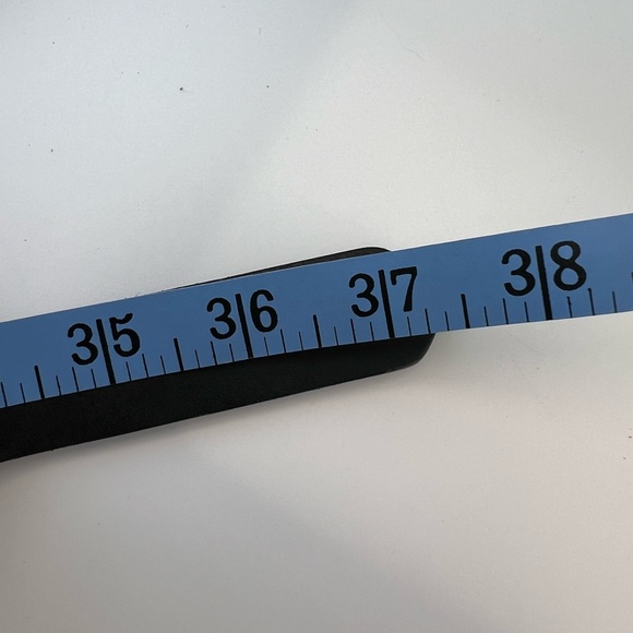 Portuguese Leather & Metal Belt Women’s 30? 37” Tip To Tip Not Including Buckle - Picture 9 of 10